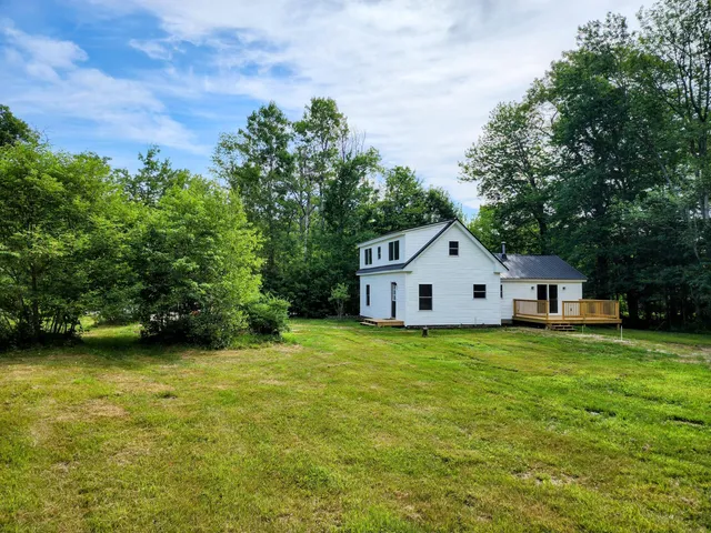 $339,900 | 987 Naples Road, Harrison, ME 04040
