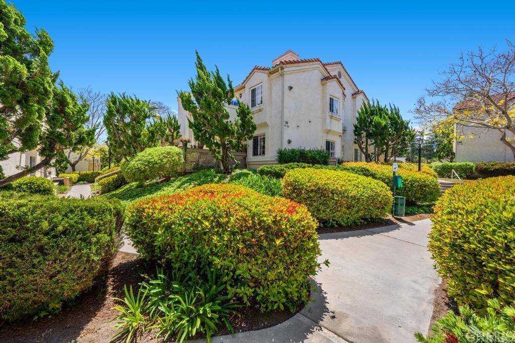 750 Breeze Hill Road, Unit 102, Vista, CA 92081 Compass