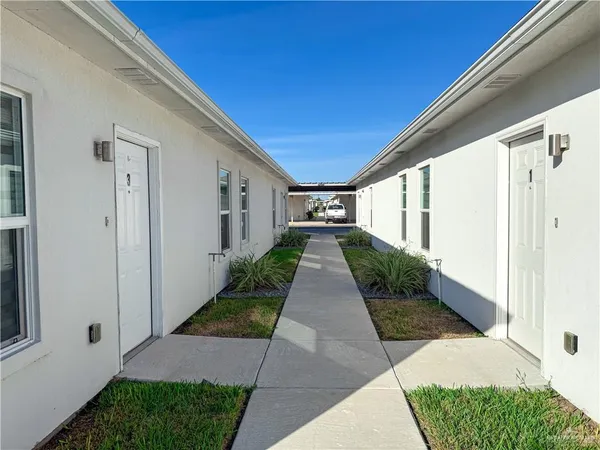 $1,200 | 5700 Puffin Avenue, Unit 3, McAllen, TX 78573