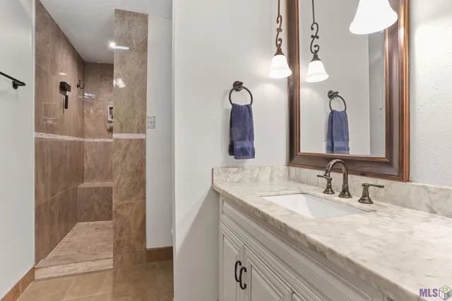 $999,000 | 3869 Turner Road, Ethel, LA 70730