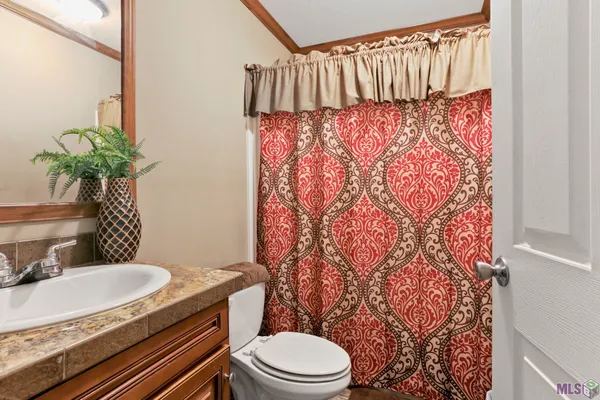 $999,000 | 3869 Turner Road, Ethel, LA 70730