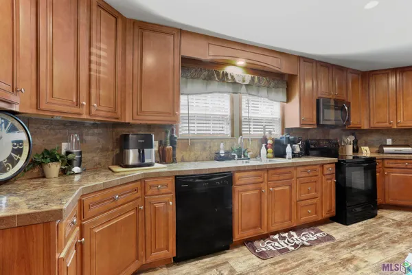 $999,000 | 3869 Turner Road, Ethel, LA 70730