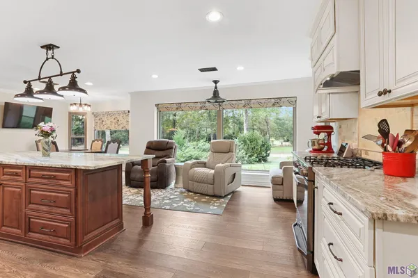 $999,000 | 3869 Turner Road, Ethel, LA 70730