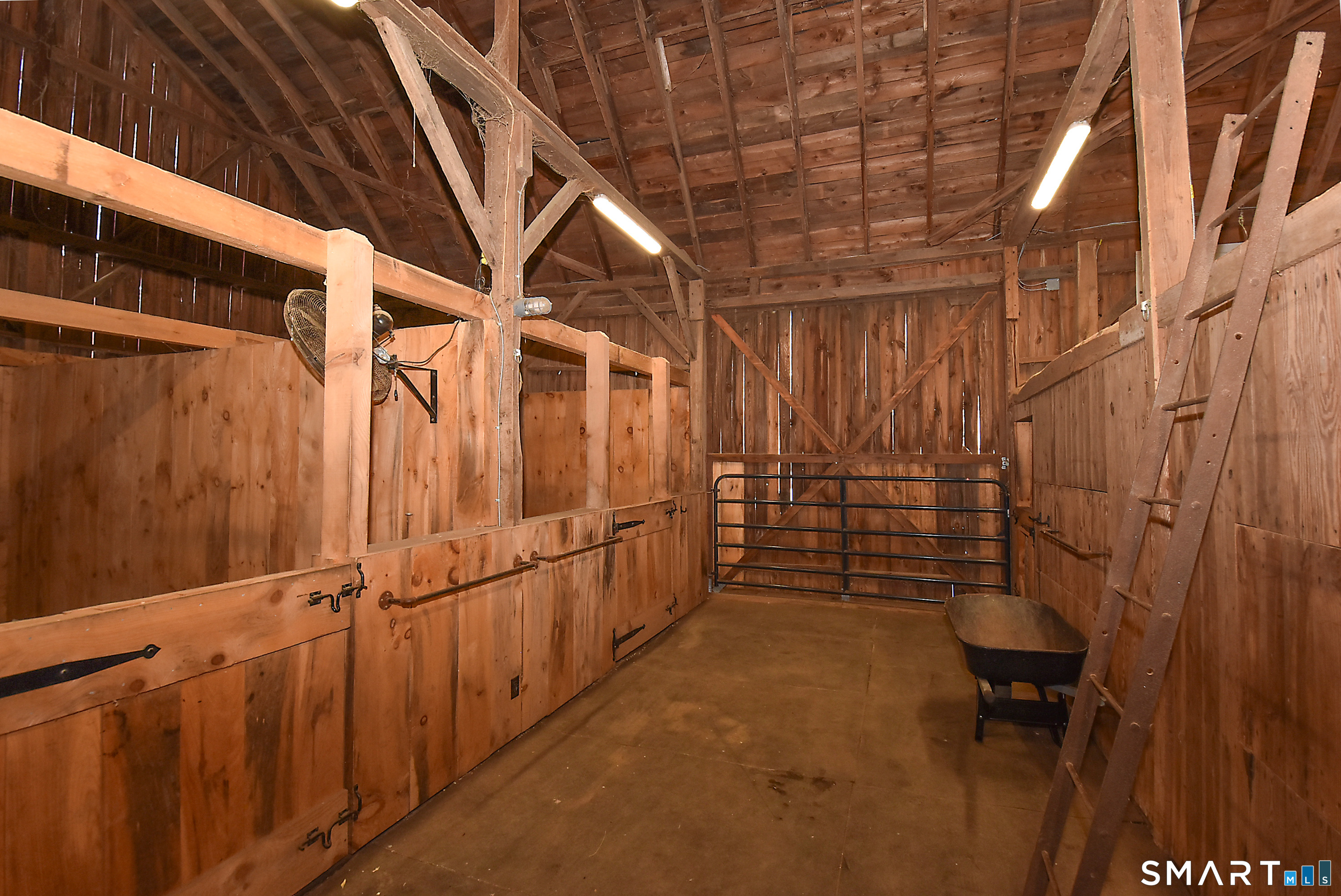 483 N Road Ashford, CT 06278 - Photo 37 of 40