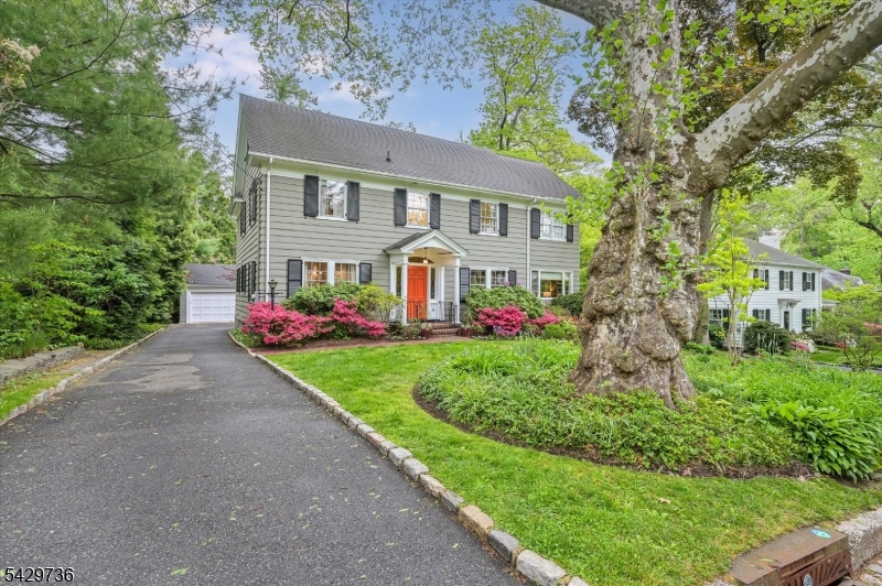 35 Durand Road Maplewood, NJ 07040 - Photo 1 of 48