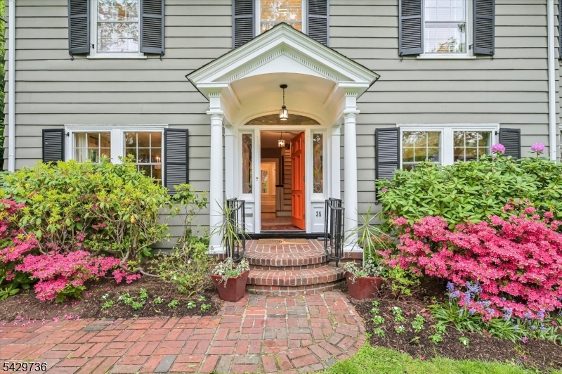 35 Durand Road Maplewood, NJ 07040 - Photo 3 of 48