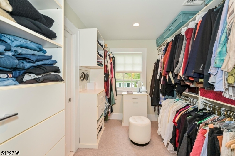 35 Durand Road Maplewood, NJ 07040 - Photo 31 of 48