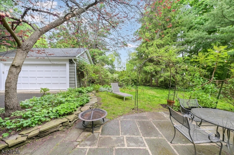 35 Durand Road Maplewood, NJ 07040 - Photo 46 of 48