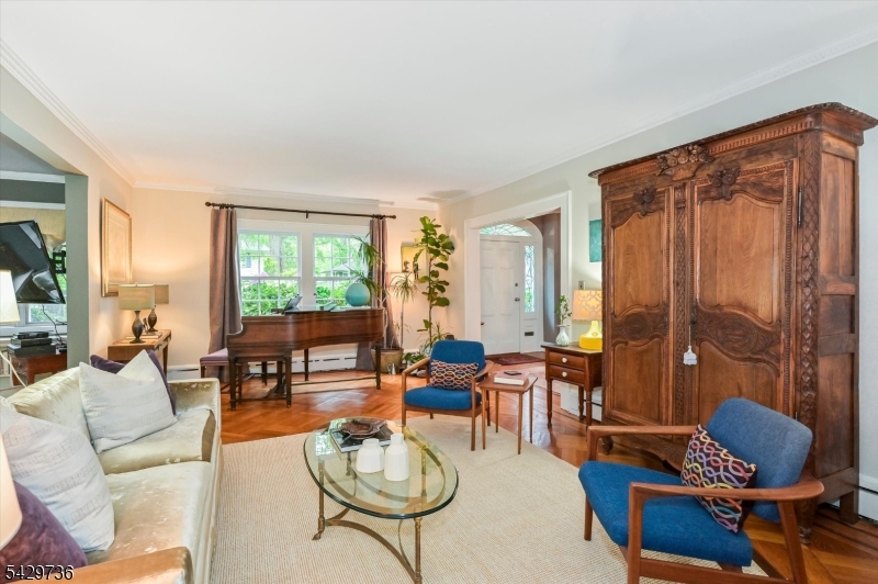 35 Durand Road Maplewood, NJ 07040 - Photo 9 of 48