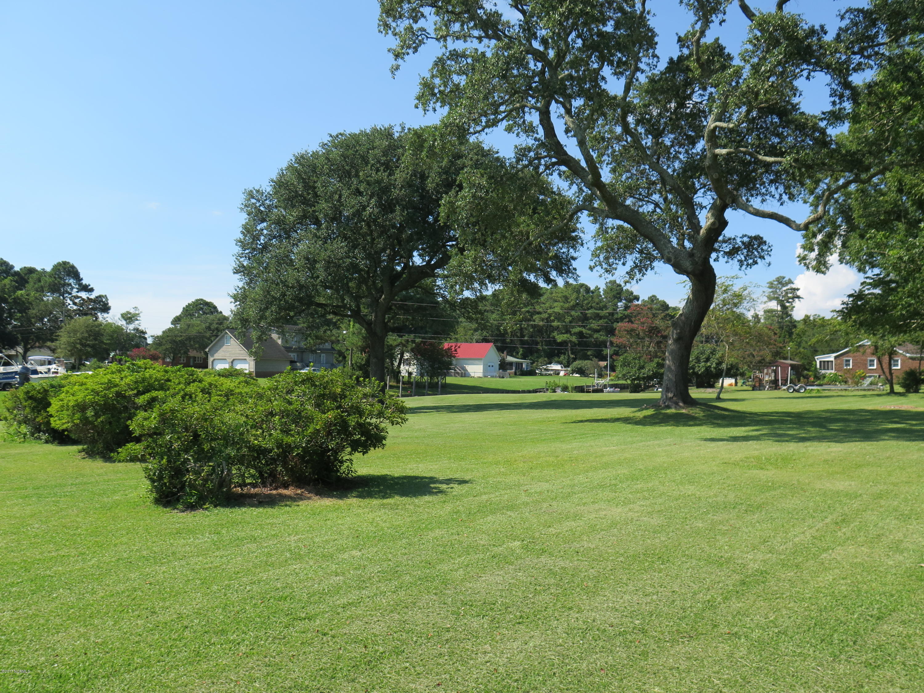 163 Shell Landing Road Beaufort, NC 28516 - Photo 4 of 46 IMG_4831