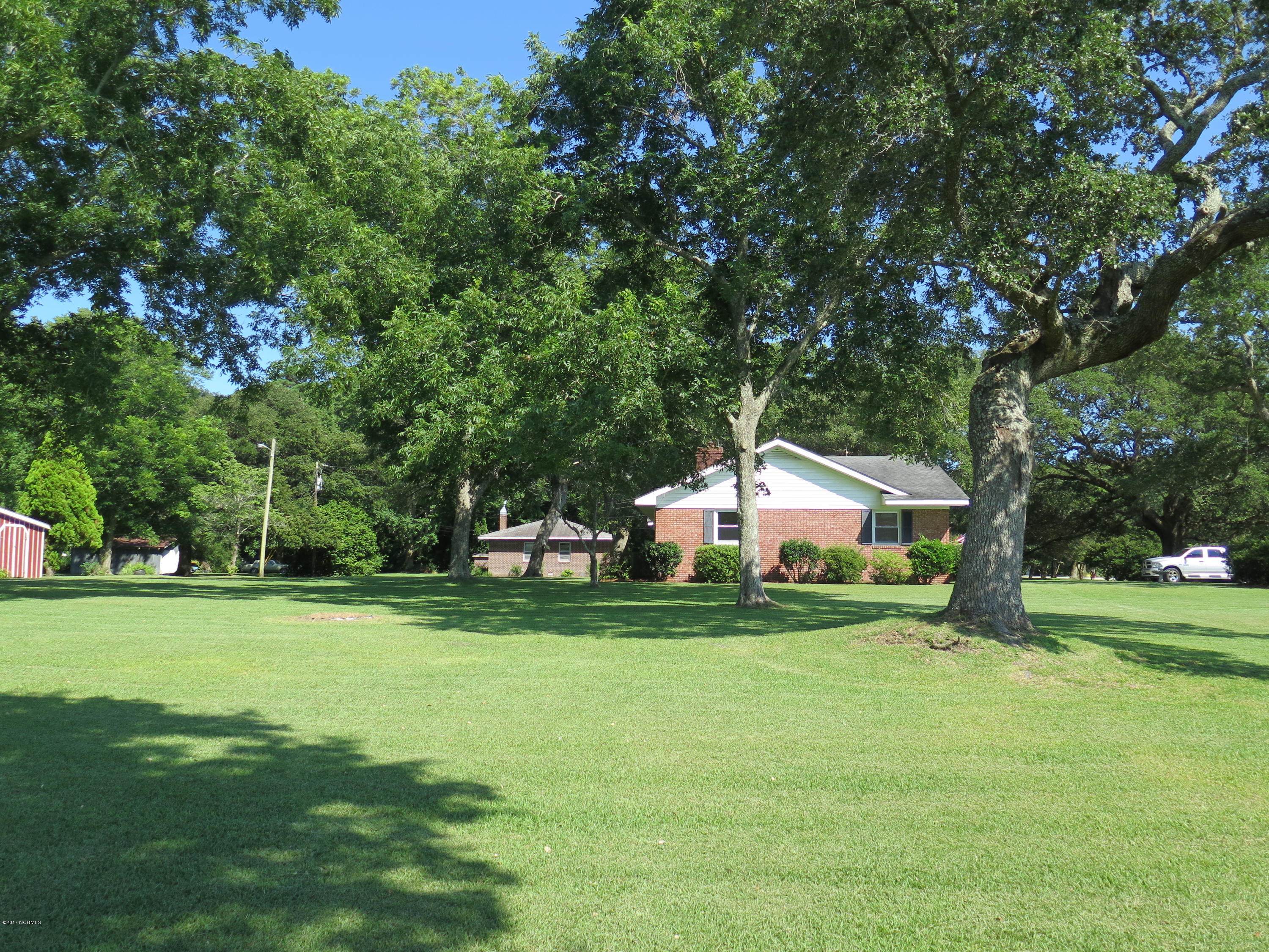 163 Shell Landing Road Beaufort, NC 28516 - Photo 5 of 46 IMG_4832
