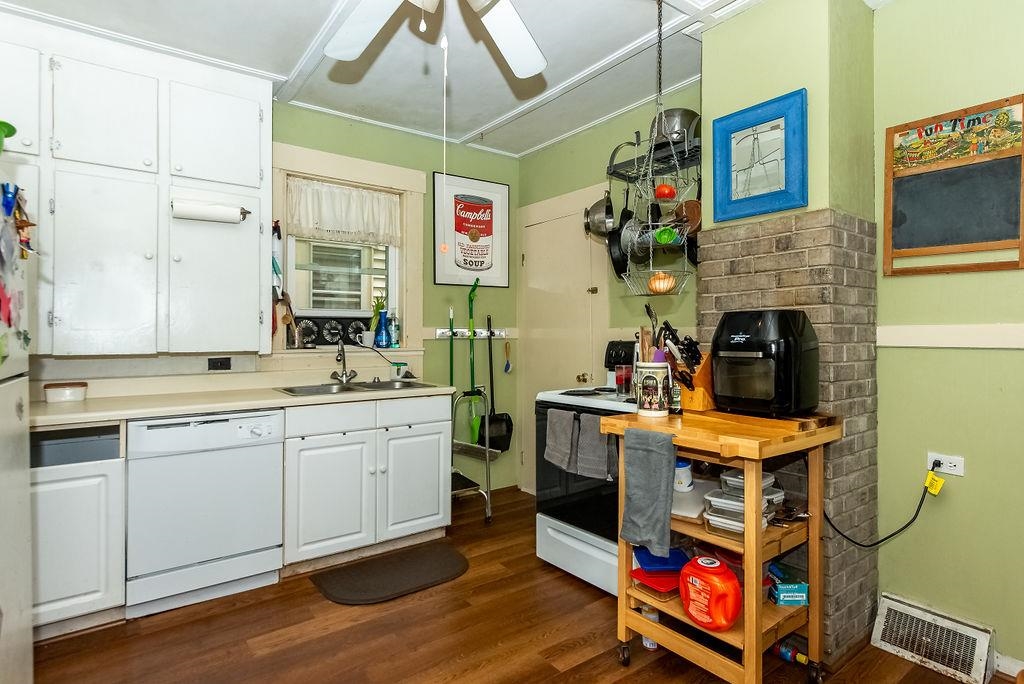5 Charles Street Rochester, NH 03867 - Photo 24 of 37