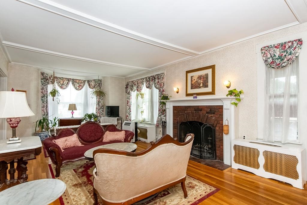 5 Charles Street Rochester, NH 03867 - Photo 5 of 37