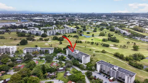$220,000 | 2950 North Palm Aire Drive, Unit 606, Pompano Beach, FL 33069