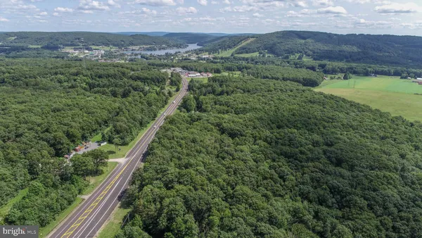 $989,000 | Garrett Highway, Friendsville, MD 21531