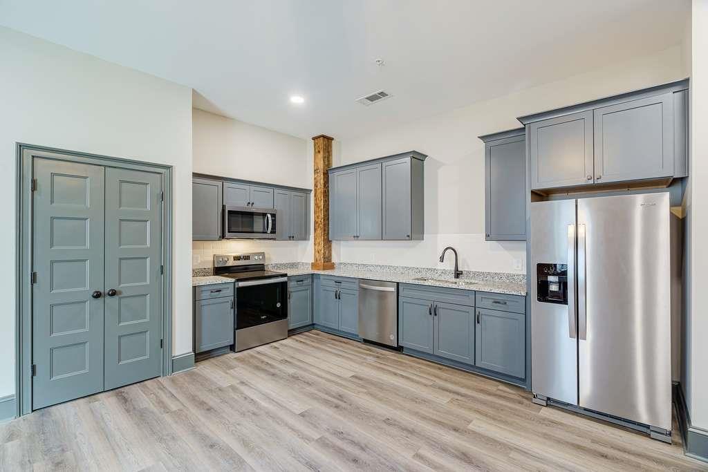 34 Depot Street, Unit 11 Hartwell, GA 30643 - Photo 14 of 28