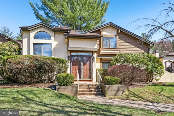$615,000 | 627 Sayre Drive, Princeton, NJ 08540