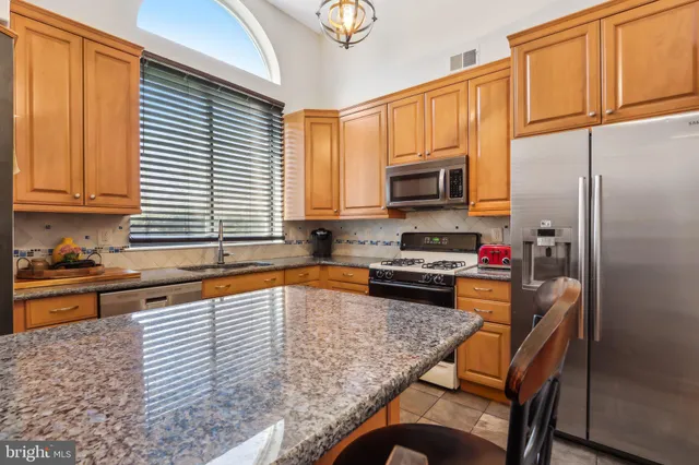 $635,000 | 627 Sayre Drive, Princeton, NJ 08540