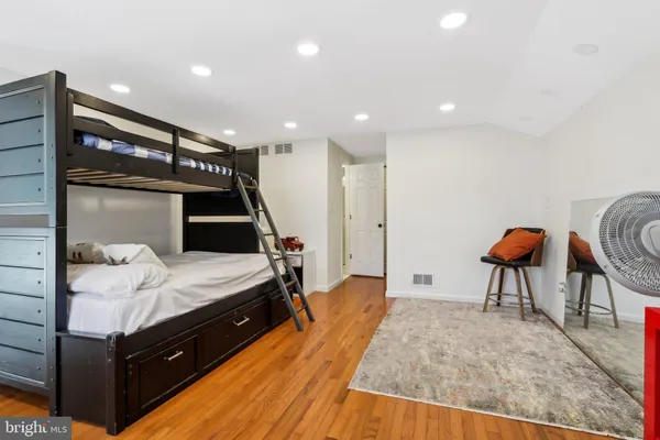 $615,000 | 627 Sayre Drive, Princeton, NJ 08540