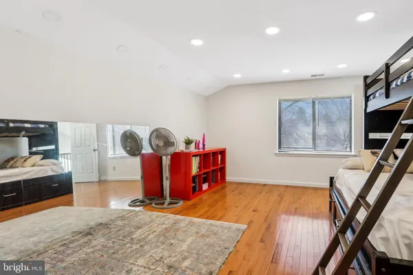 $615,000 | 627 Sayre Drive, Princeton, NJ 08540