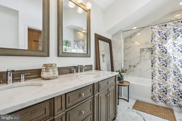 $615,000 | 627 Sayre Drive, Princeton, NJ 08540