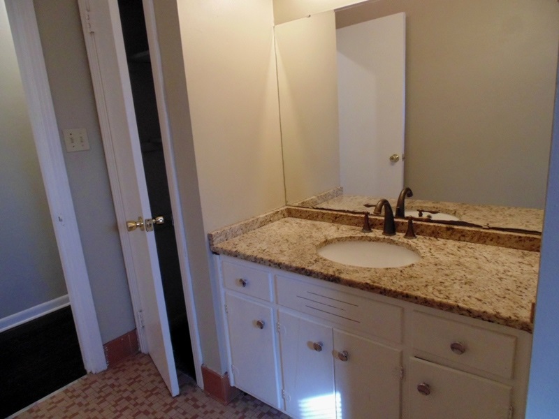 108 Dover Road Spartanburg, SC 29301 - Photo 14 of 25 Gallery Image 14