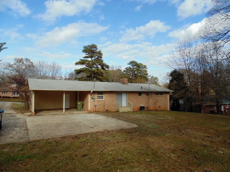 108 Dover Road Spartanburg, SC 29301 - Photo 2 of 25 Gallery Image 2