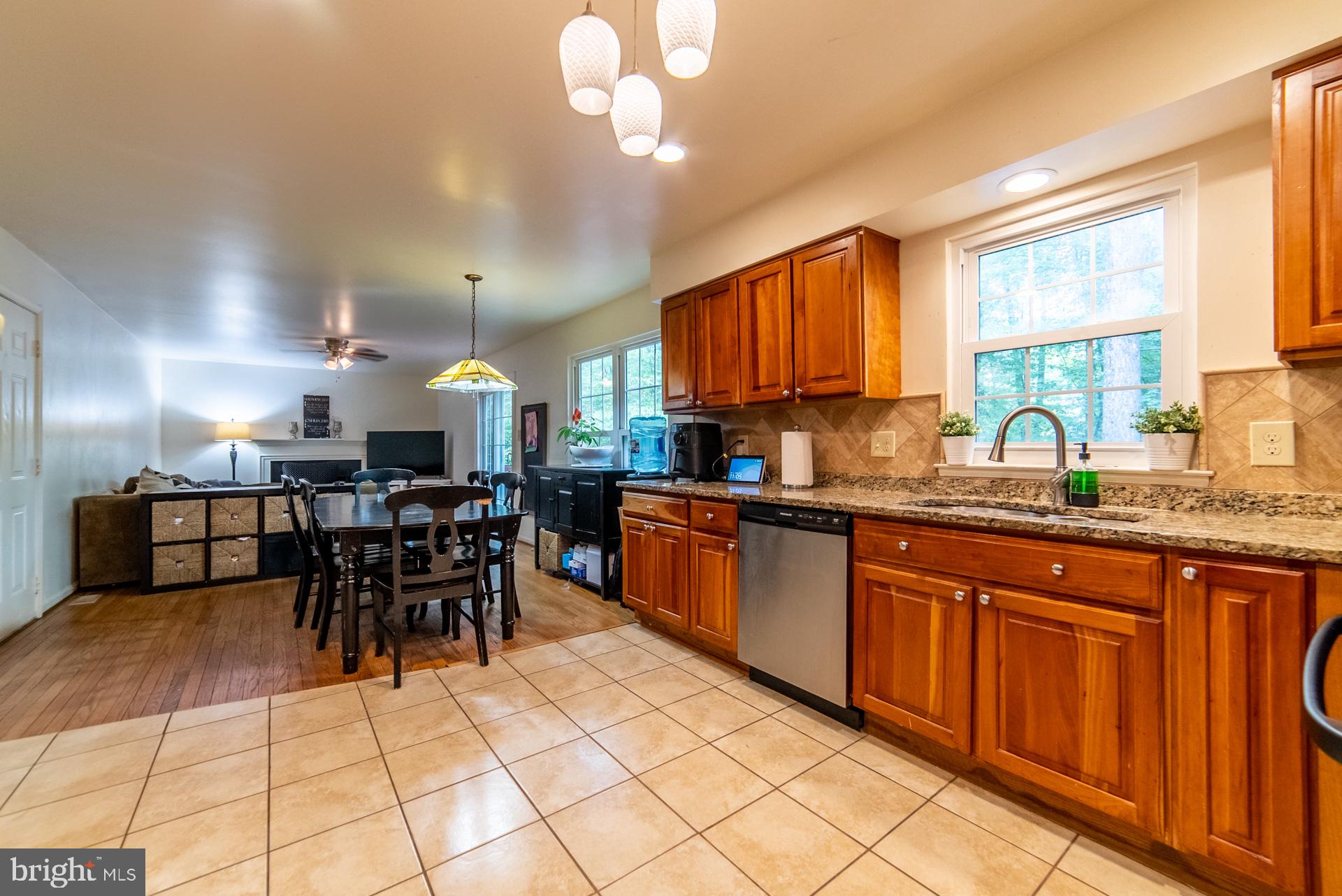 5535 Spangler Lane Woodbridge, VA 22193 - Photo 11 of 40