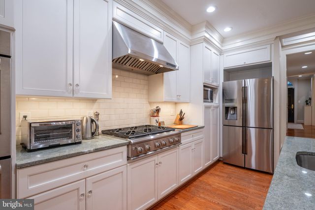 $1,725,000 | 10 West Glendale Avenue, Alexandria, VA 22301