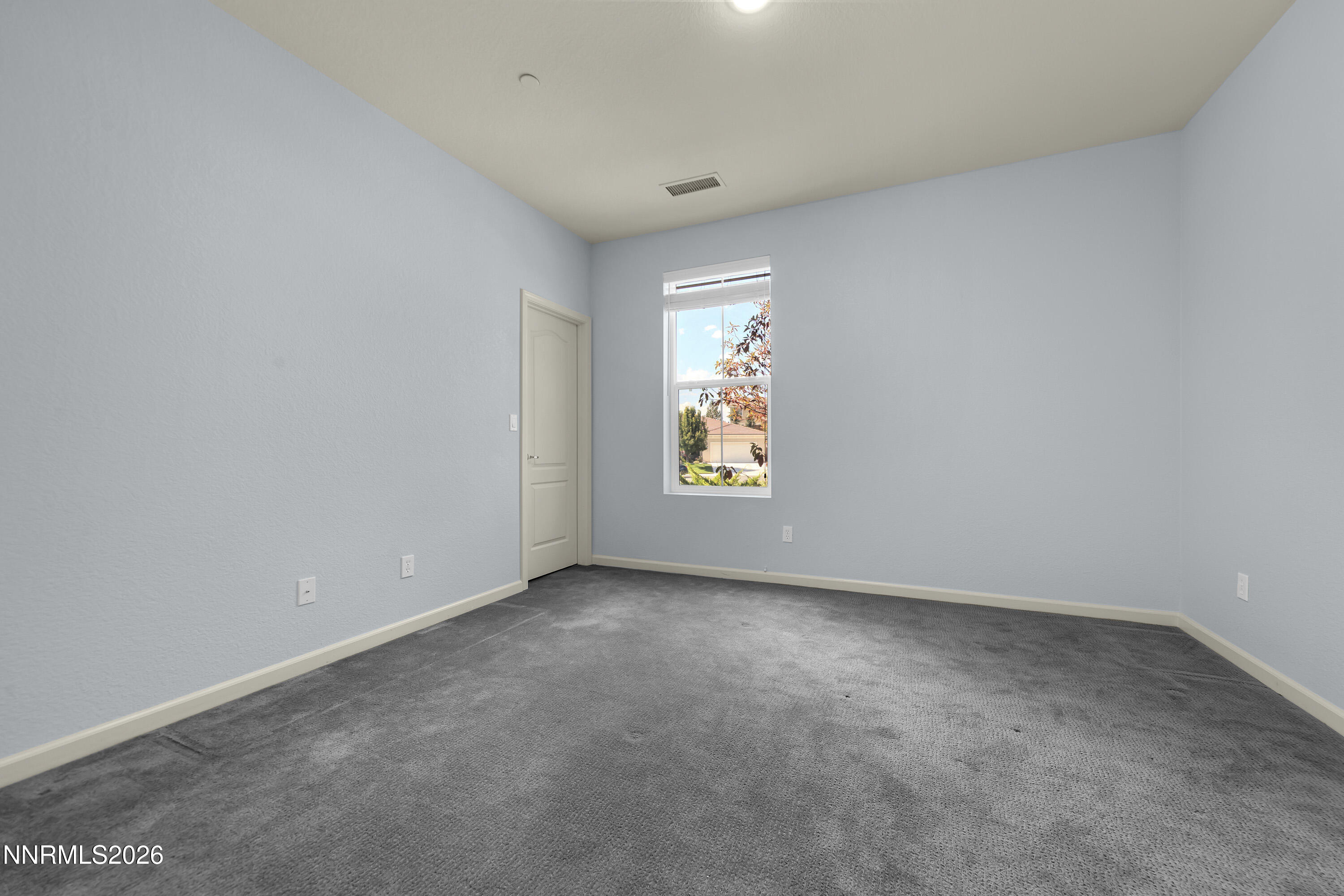 2925 Lessini Court Sparks, NV 89434 - Photo 9 of 45 Lessini2925-029