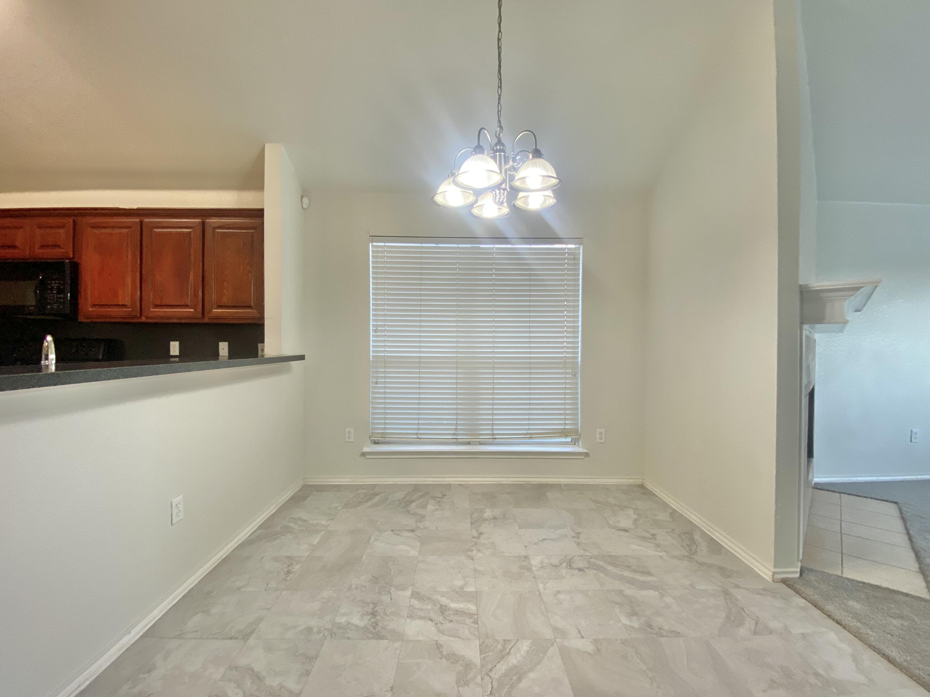 4808 Jarvis Street Lubbock, TX 79416 - Photo 7 of 23 original-36