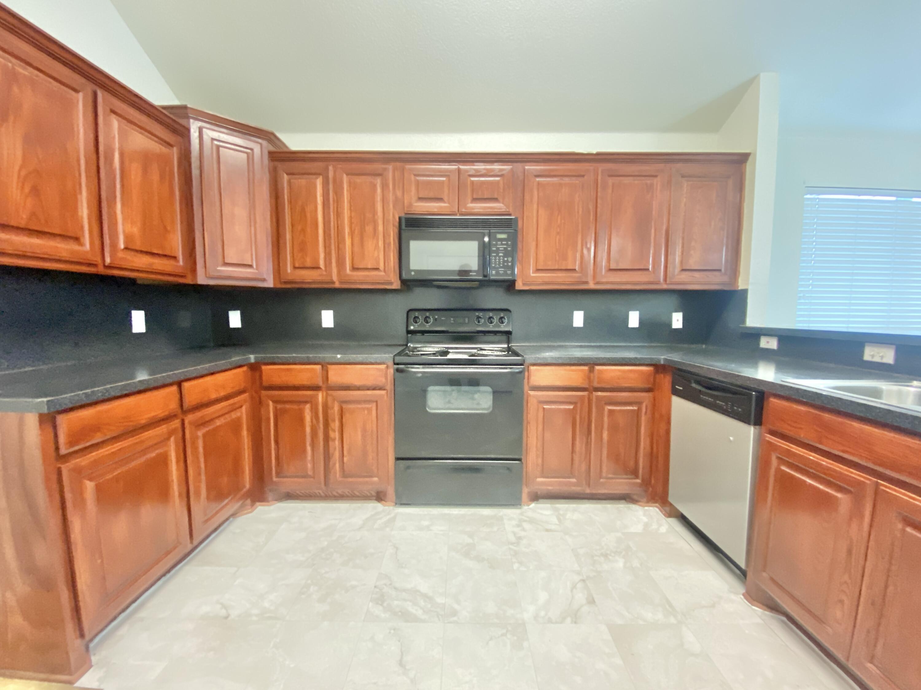 4808 Jarvis Street Lubbock, TX 79416 - Photo 10 of 23 original-34