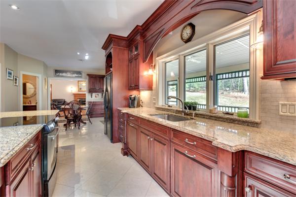 15 Hemlock Road North Reading, MA 01864 - Photo 5 of 27 Gallery Image 5