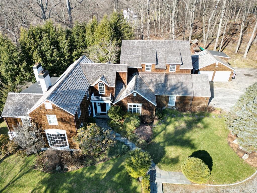 3 Meeker Rd, Westport