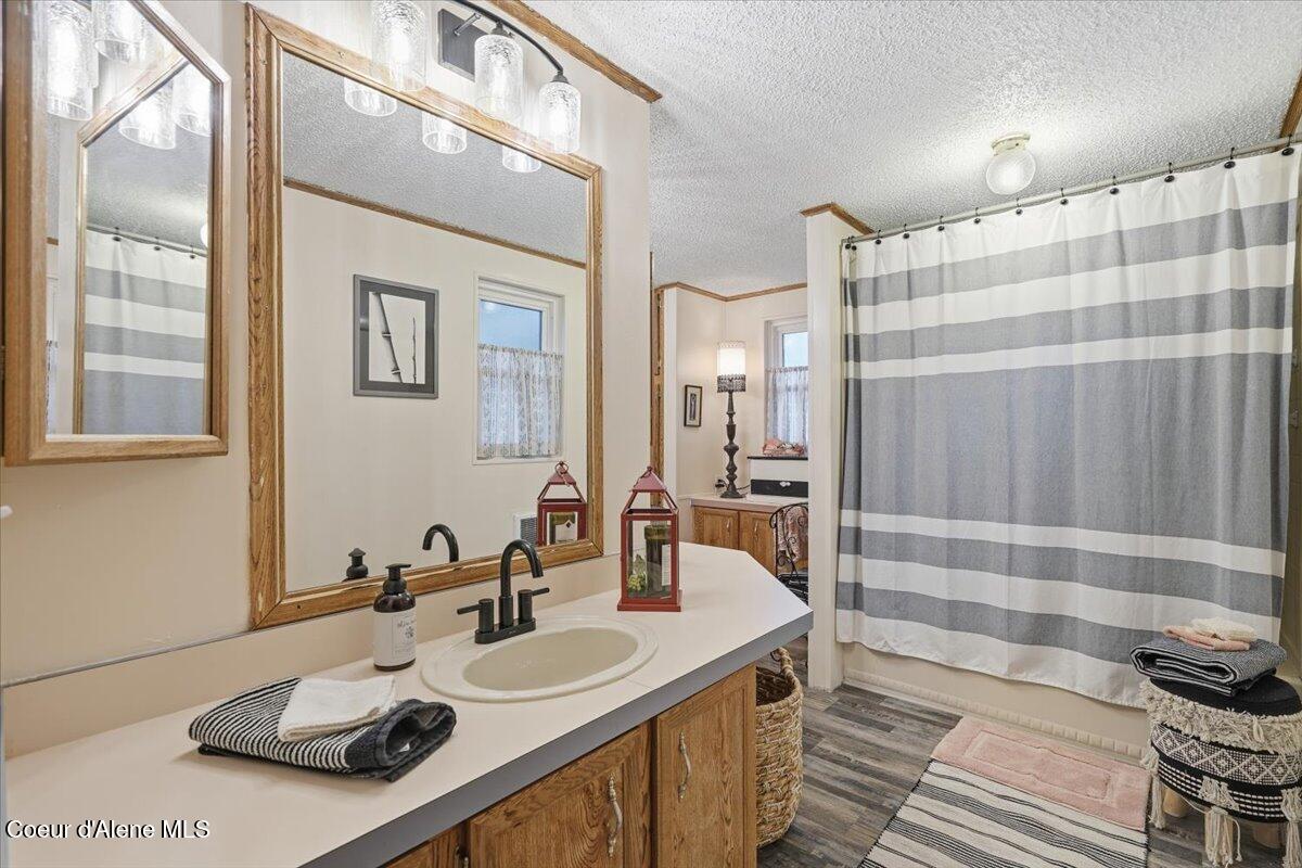 1249 West Shane Drive Coeur D'Alene, ID 83815 - Photo 13 of 42 Primary Bath