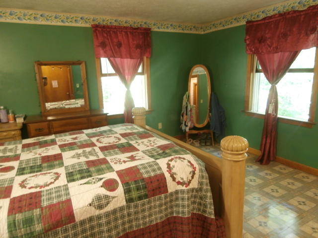 133 Lords Road North Waterboro, ME 04061 - Photo 7 of 11 2011-12-31 23.00.00-37