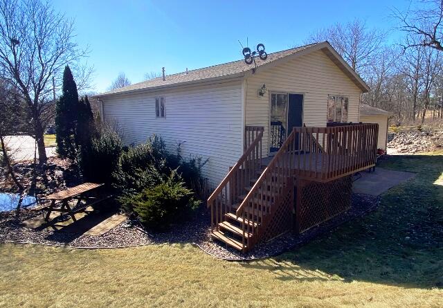 1105 McCoy Park Road Fort Atkinson, WI 53538 - Photo 2 of 24 BackofHouse_9563