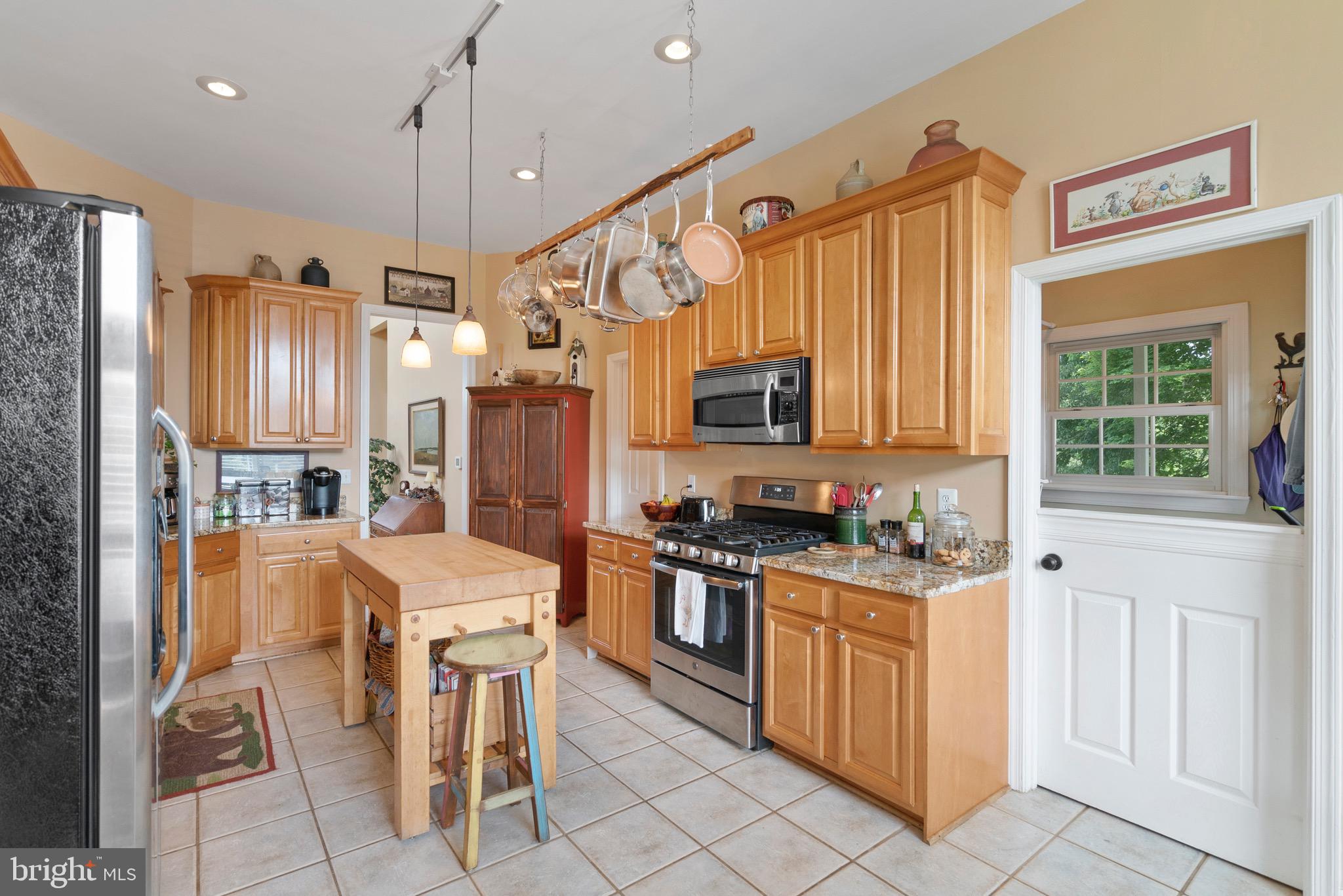 9674 Ridge View Drive Marshall, VA 20115 - Photo 10 of 42