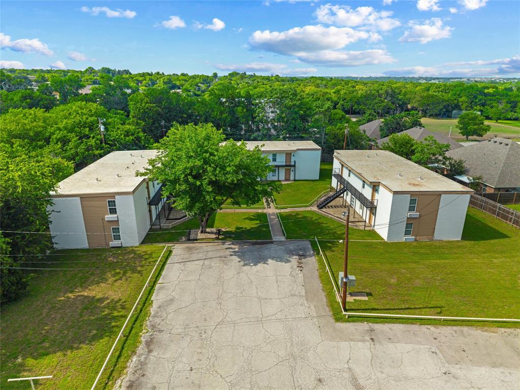 312 West Rentz Street Weatherford, TX 76086 - Photo 13 of 37