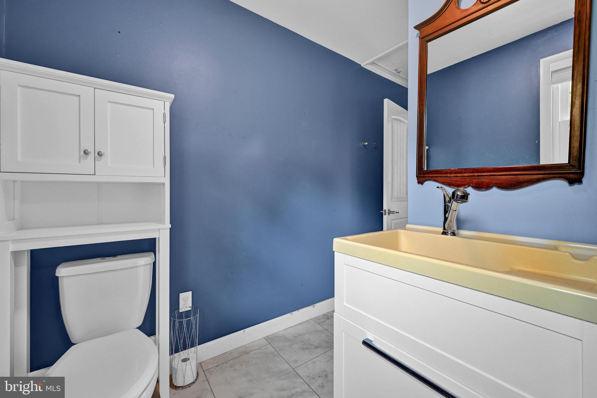 301 Grant Road Reinholds, PA 17569 - Photo 22 of 31 Bathroom