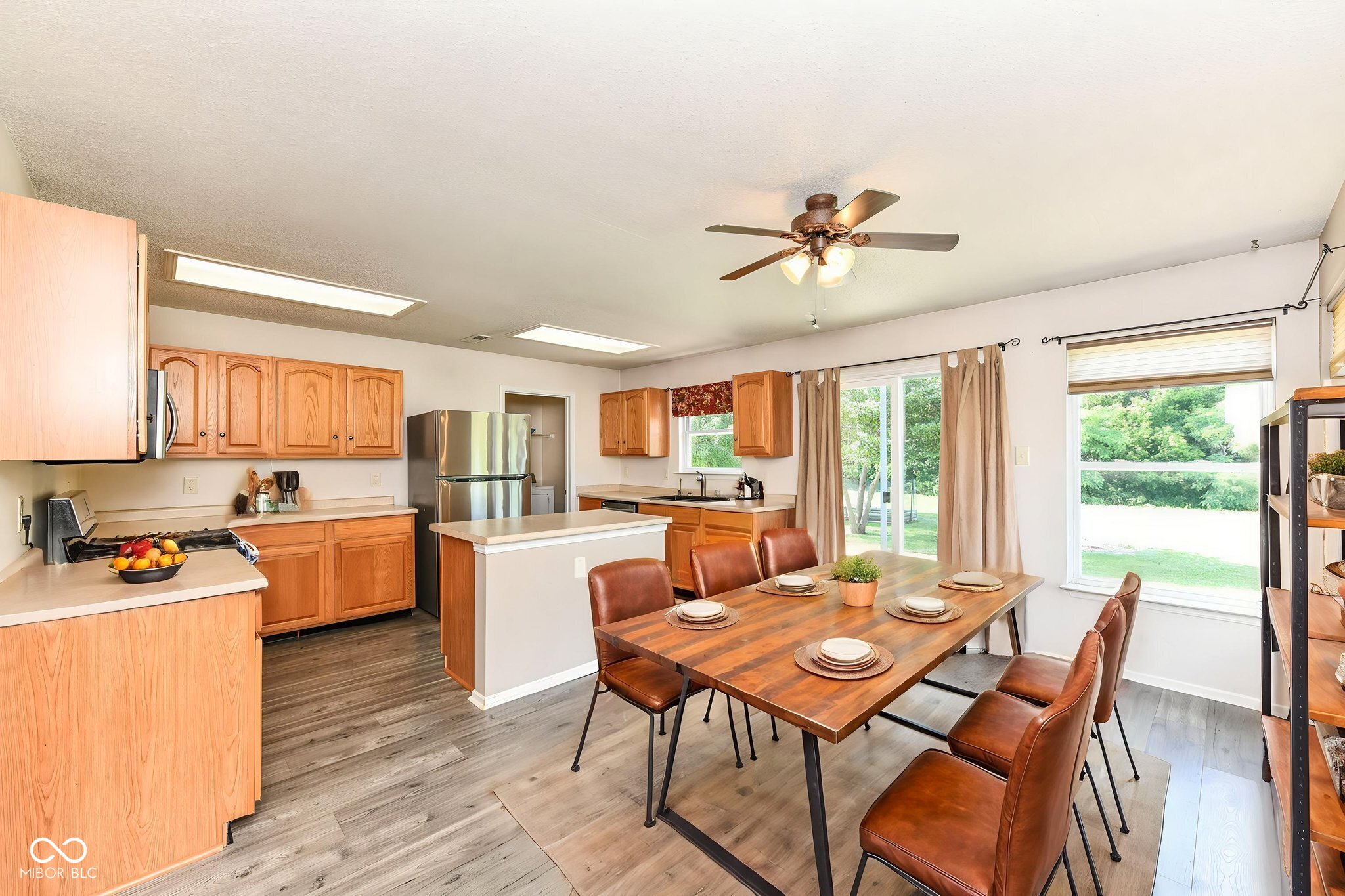 6864 Merritt Ridge Way Avon, IN 46123 - Photo 11 of 40