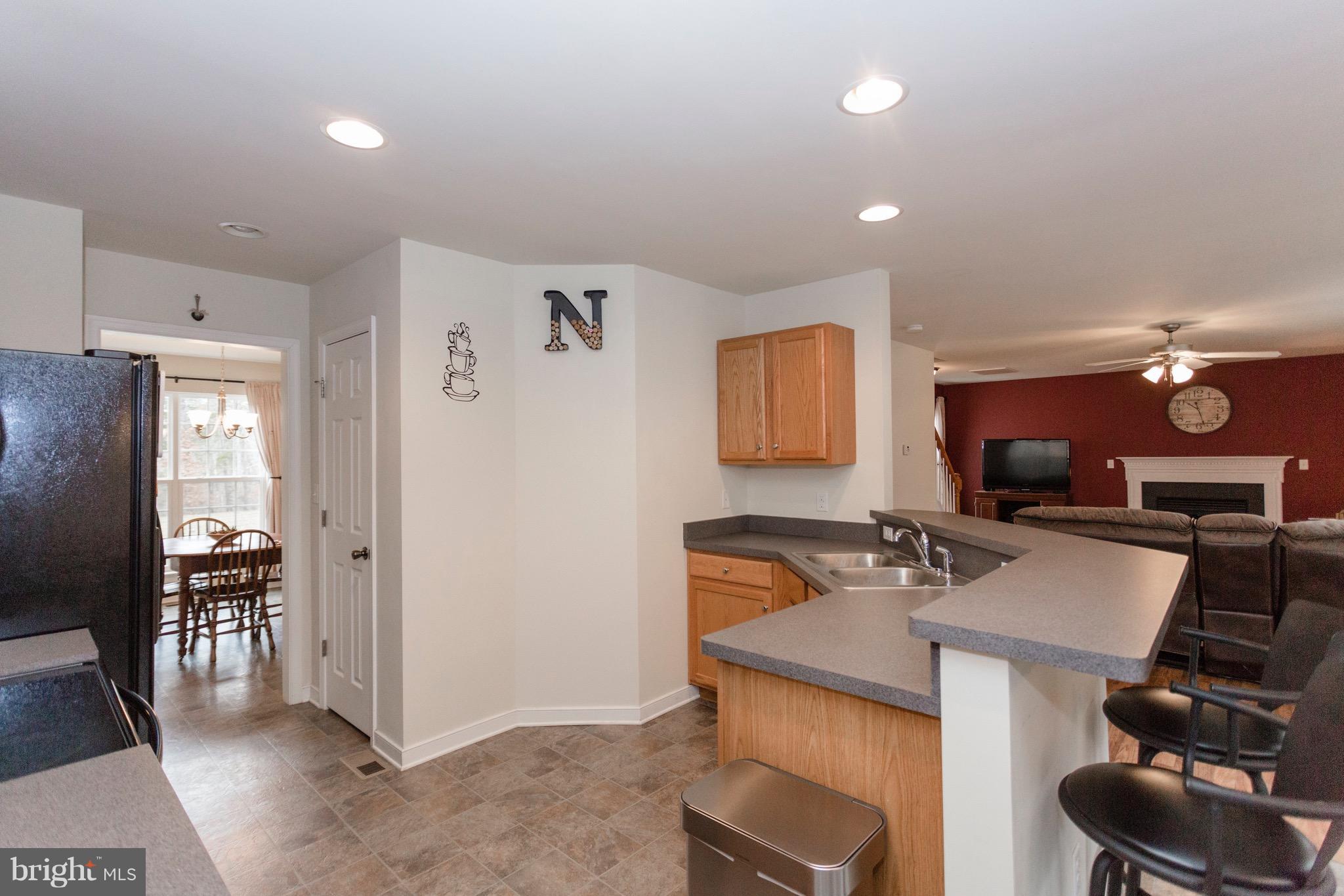 327 Roni Lane Louisa, VA 23093 - Photo 11 of 30 Kitchen