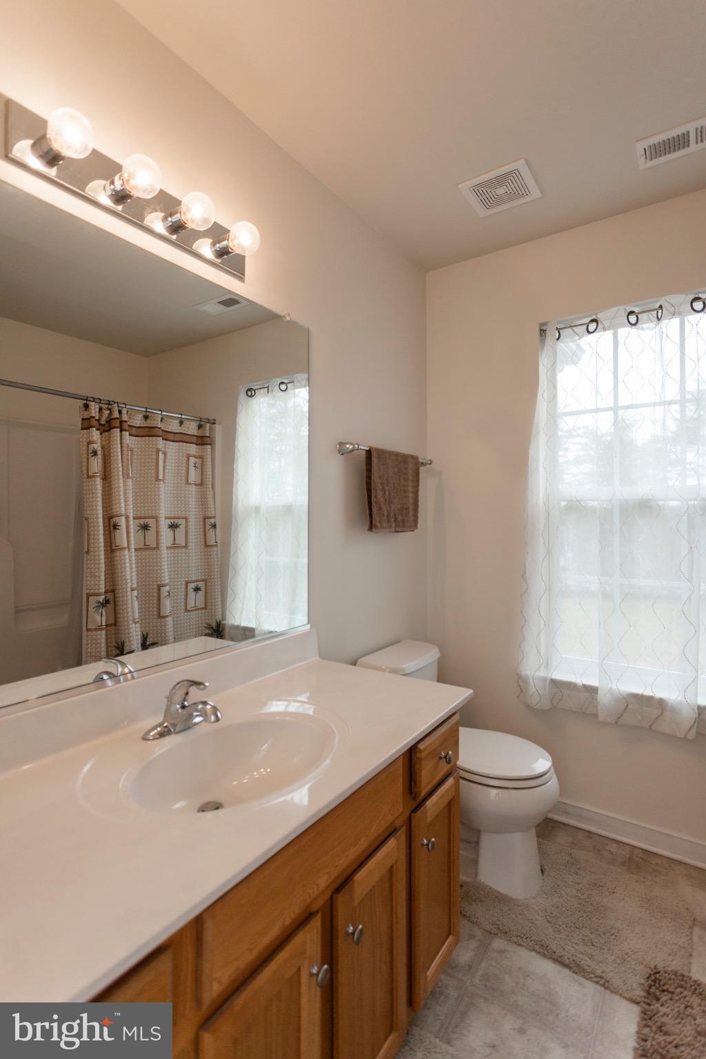 327 Roni Lane Louisa, VA 23093 - Photo 24 of 30 Bath