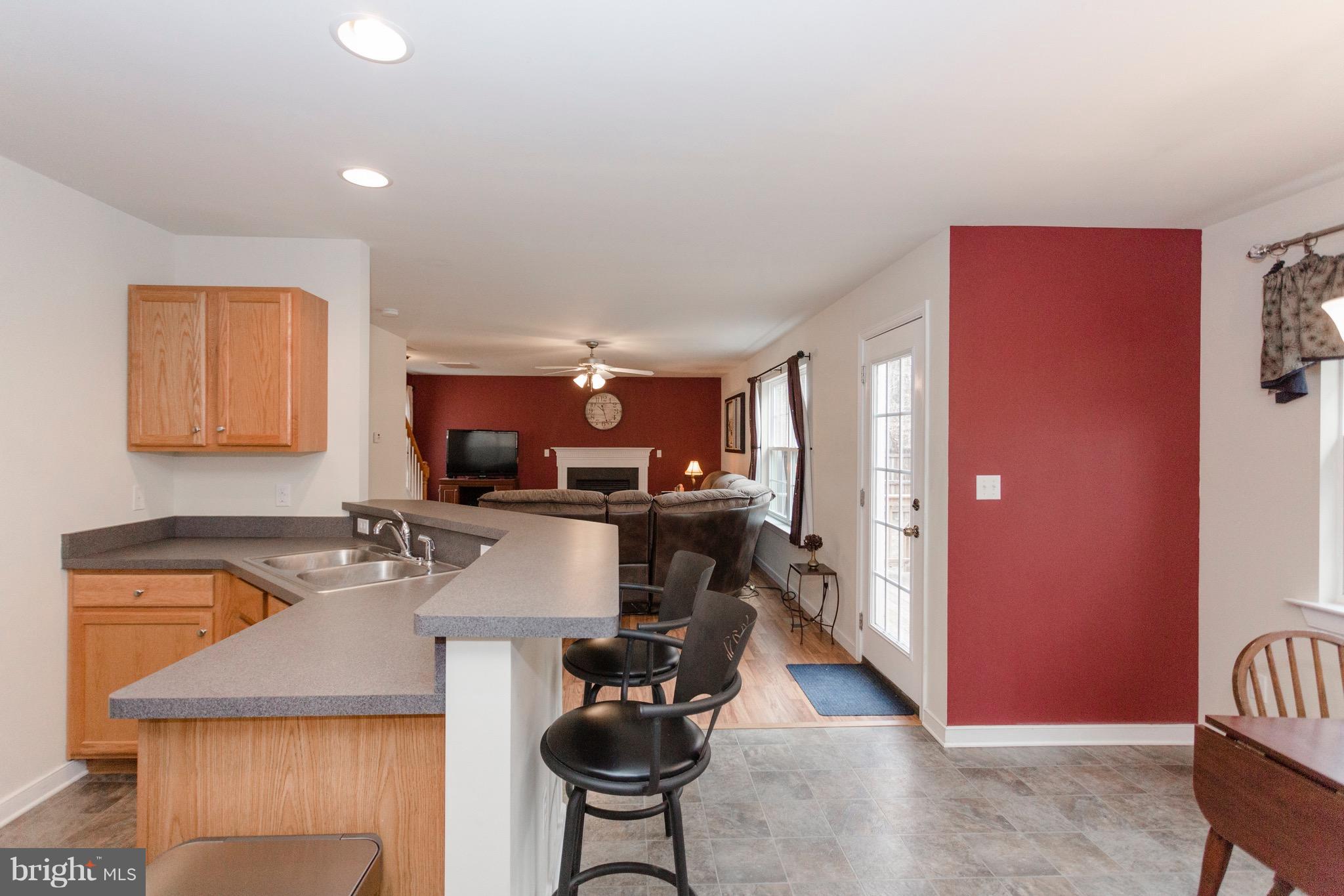 327 Roni Lane Louisa, VA 23093 - Photo 10 of 30 Kitchen