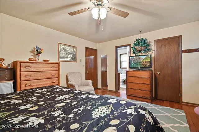 $725,000 | 219 Stone Row Drive, Sciota, PA 18354