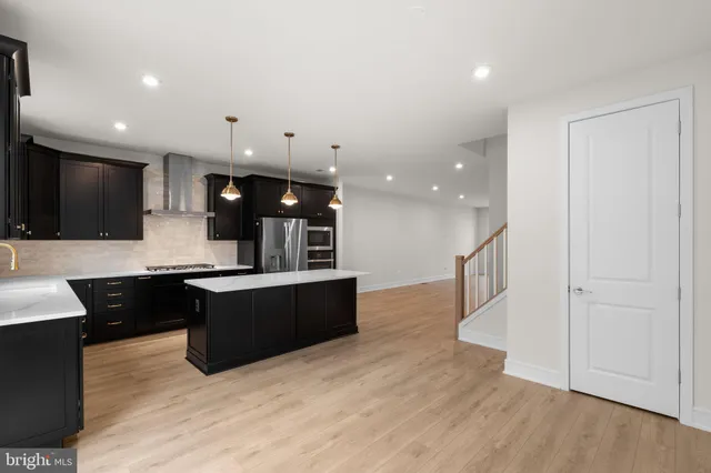 $913,895 | 23021 Blue Eagle Terrace, Ashburn, VA 20148