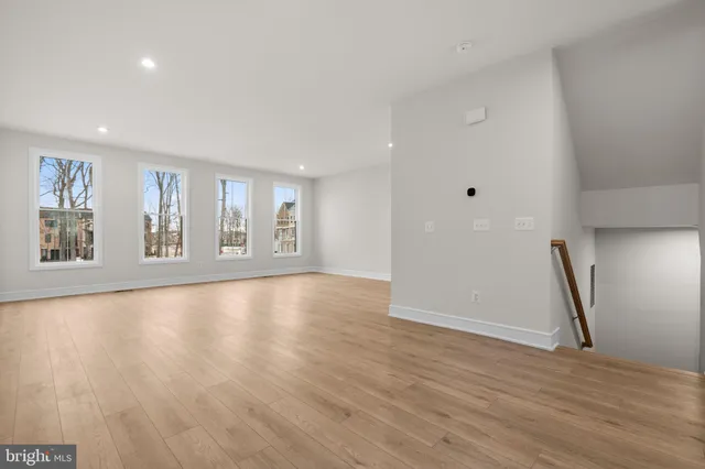 $913,895 | 23021 Blue Eagle Terrace, Ashburn, VA 20148