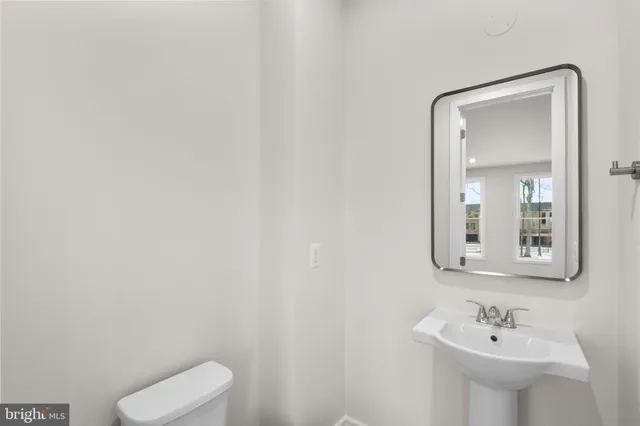 $913,895 | 23021 Blue Eagle Terrace, Ashburn, VA 20148