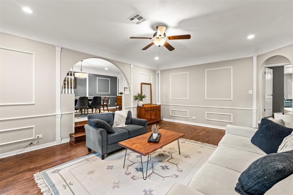 3116 Alexander Avenue Waco, TX 76708 - Photo 5 of 40 a living room with furniture