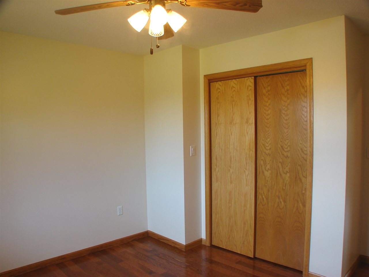 685 West Tyler Road Ithaca, MI 48847 - Photo 20 of 47 1853378-19.JPG